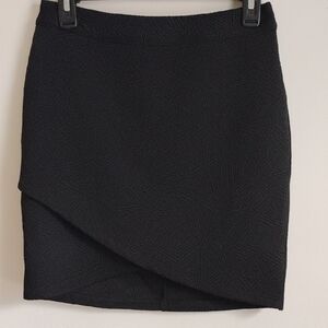 Mossimo | Textured Black Mini Tulip Skirt | XS | NWOT